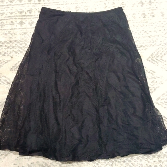 WORTHINGTON black lace skirt 🎊SALE MARKED DOWN - Picture 1 of 5